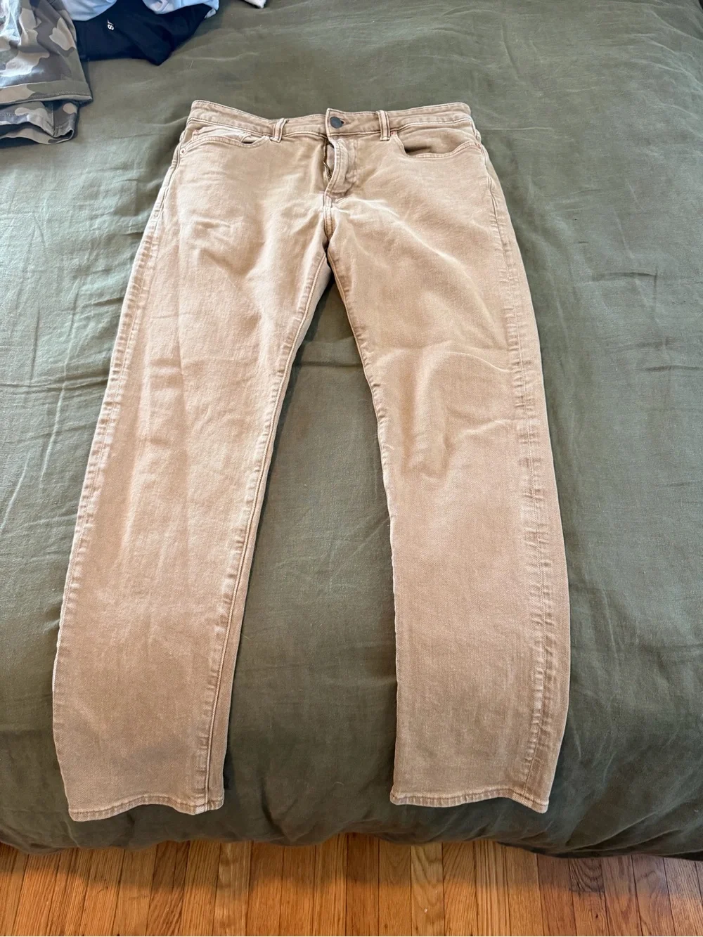 American Eagle Outfitters slim fit